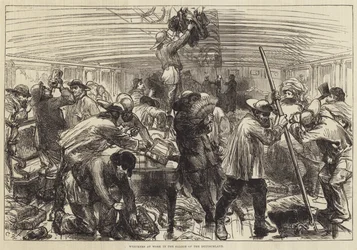 Desmanteladores trabajando en el salón del Deutschland